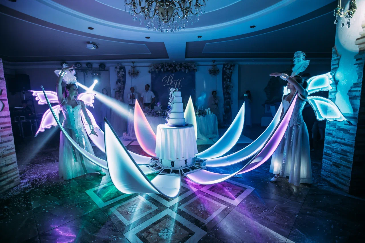 Группа Компаний «Элис-Шоу» | Подача Торта в Цветке - Группа Компаний ...